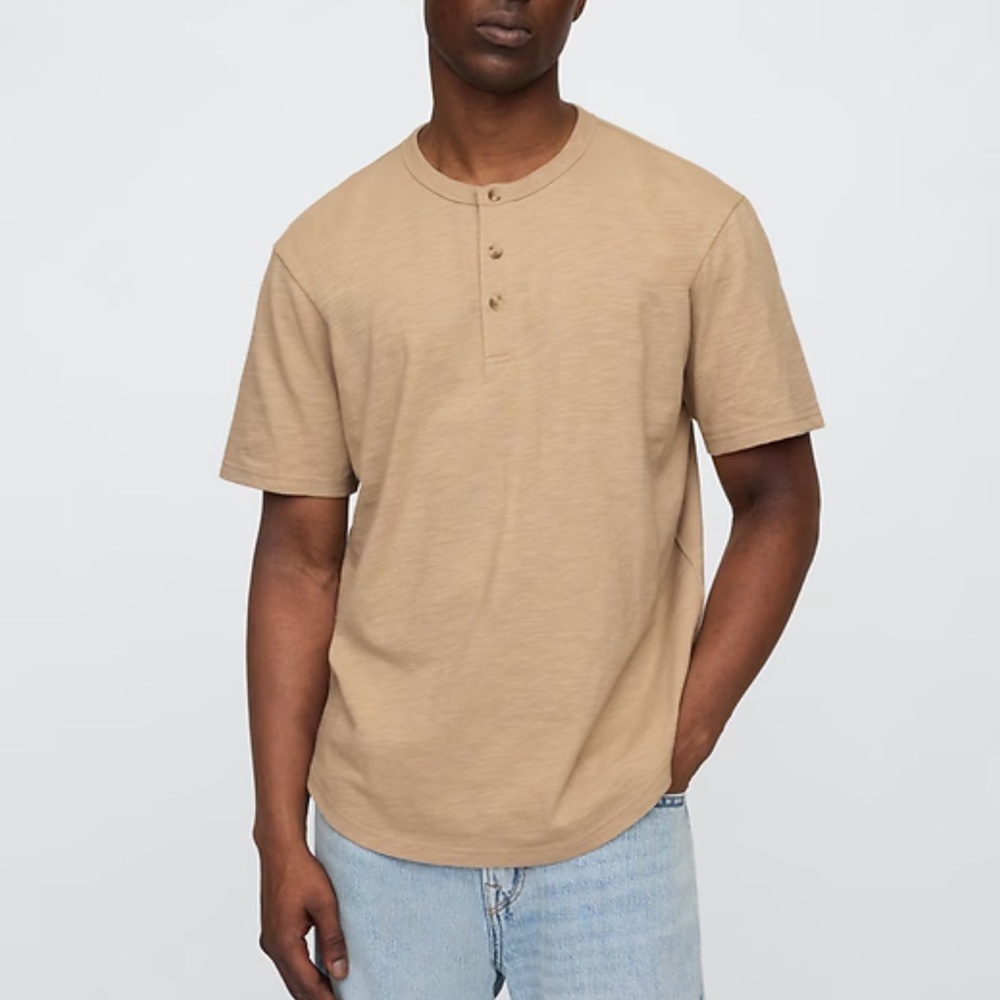 GAP Men's Beige Relaxed Short Sleeve Henley